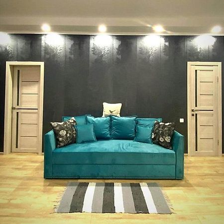 Stylish Apartment In The Historic Center Chernihiv Exterior photo